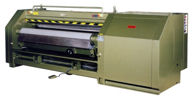 MACCHINA A SCARNARE IDRAULICA MOD.E.2200 E.3200